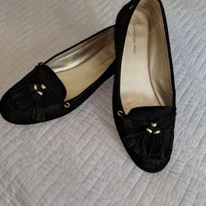 Suede tassel flats